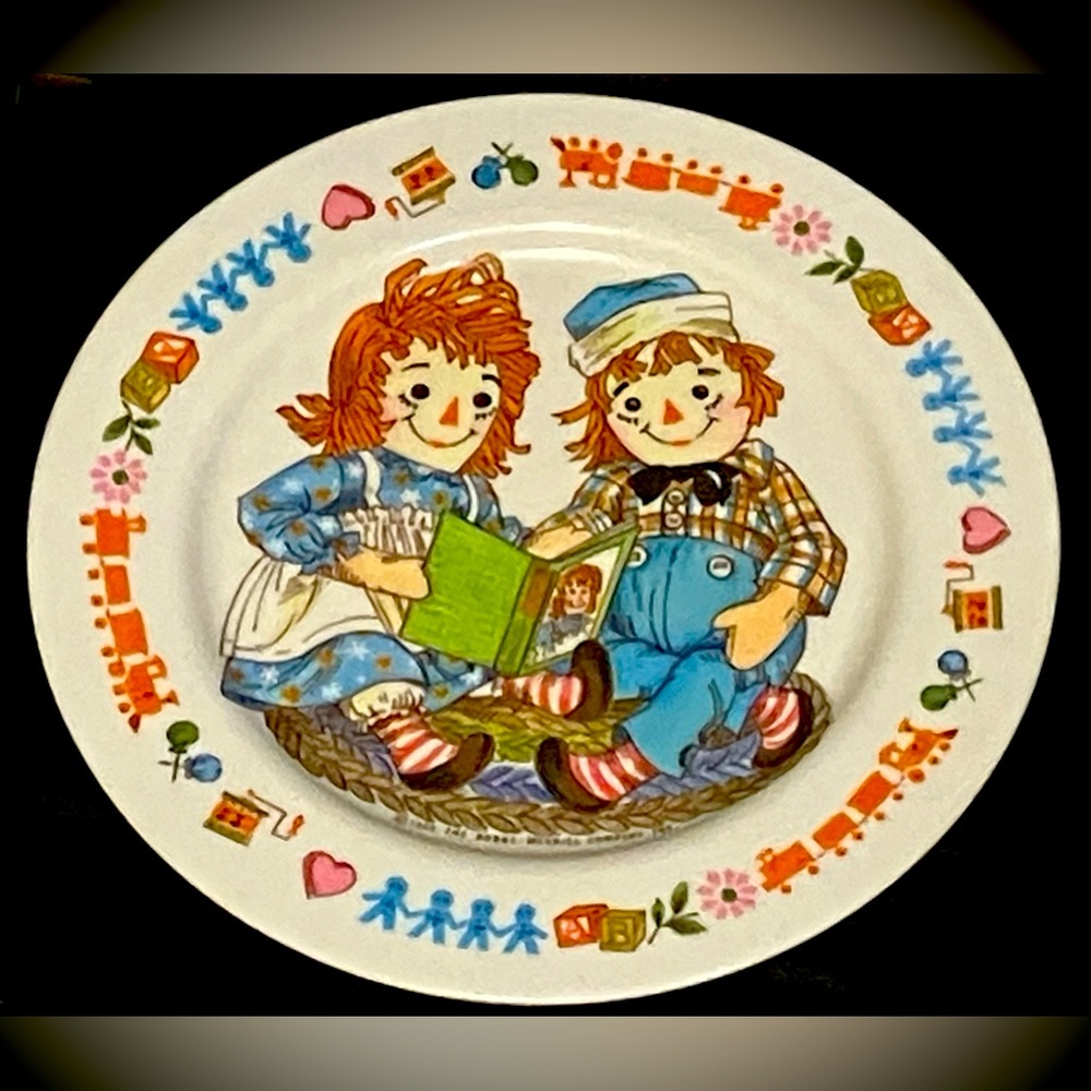 Vintage 1969 Raggedy Ann & Andy 8” Melamine Plate Oneil Deluxe Bobbs-Merrill
